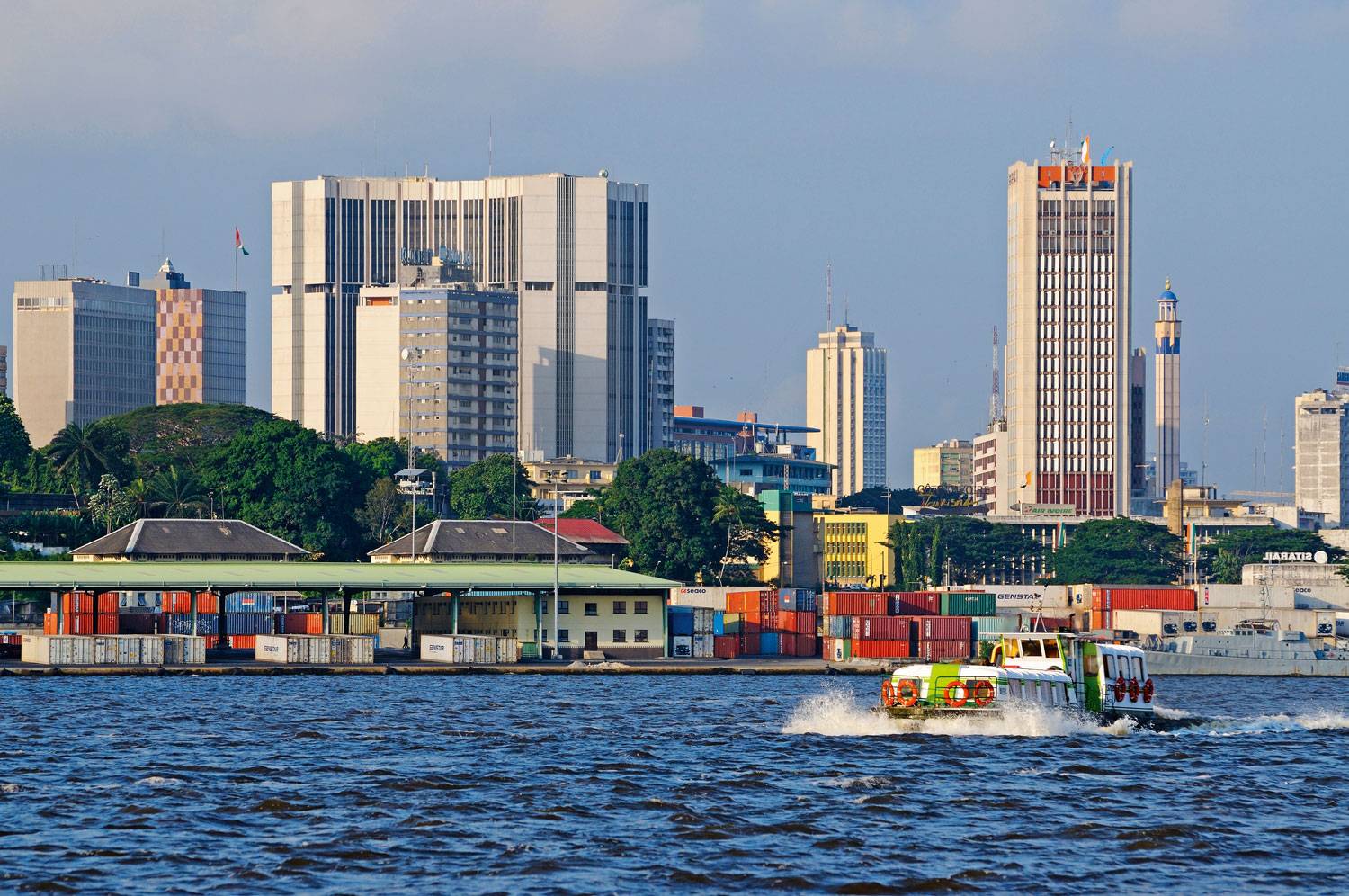 Abidjan-bateau-bus